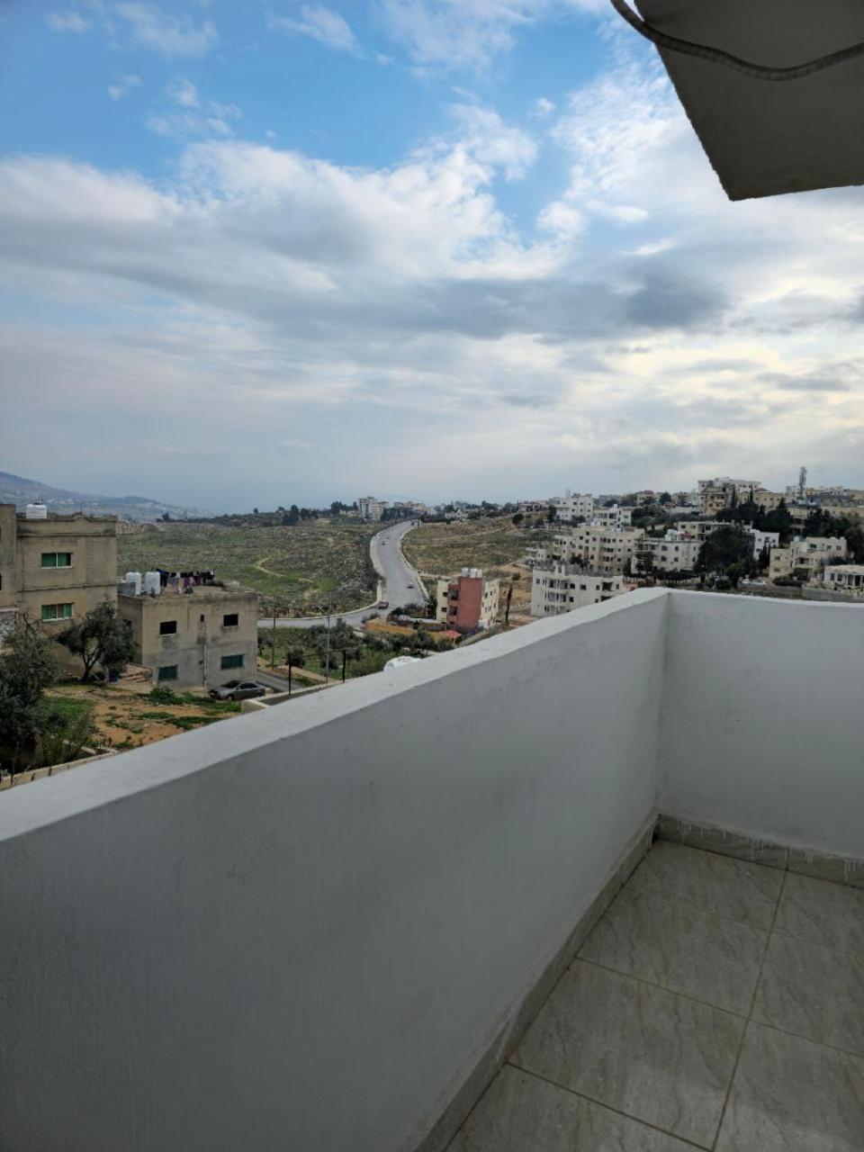 Furnished For Rent In مفروشة للإيجار في Apartment Jarash