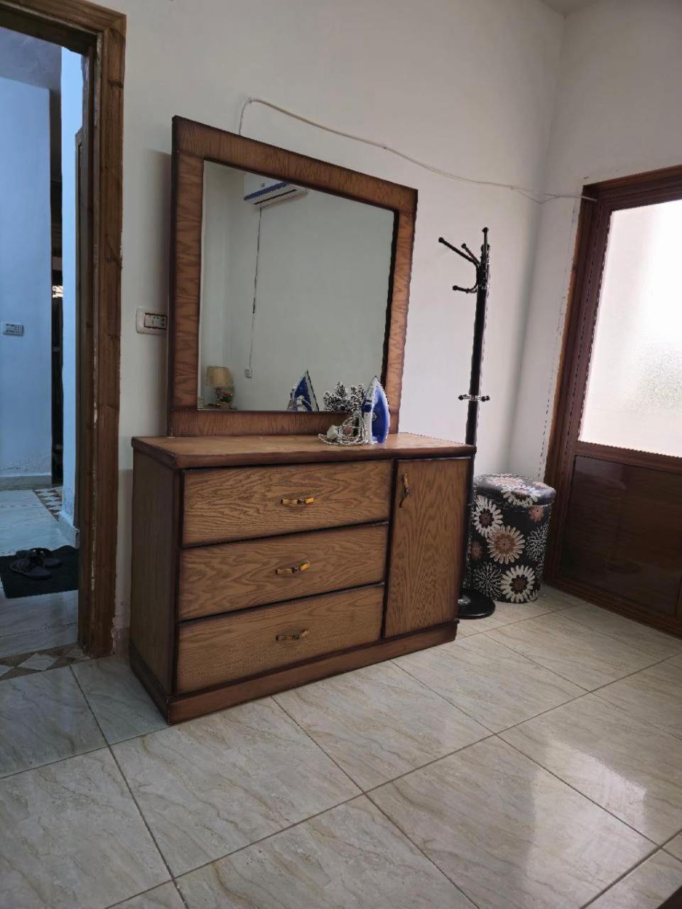 Furnished For Rent In مفروشة للإيجار في Apartment